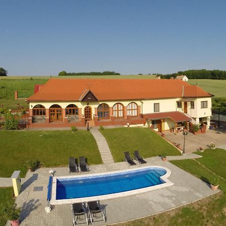 Villa Teleki المظهر الخارجي الصورة